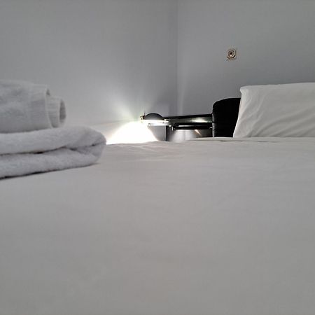 Four Seasons Apartment Artemida  Luaran gambar