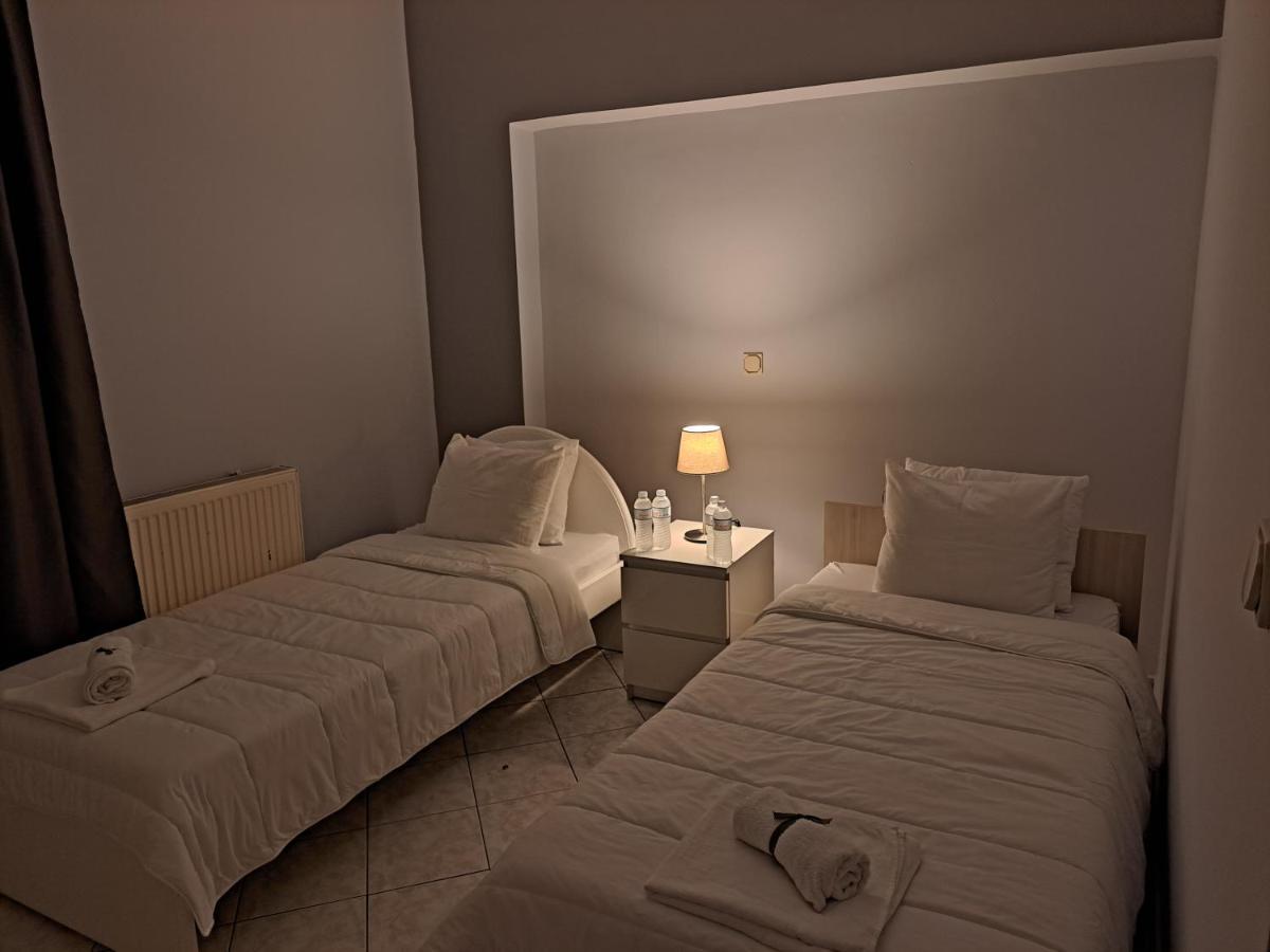 Four Seasons Apartment Artemida  Luaran gambar