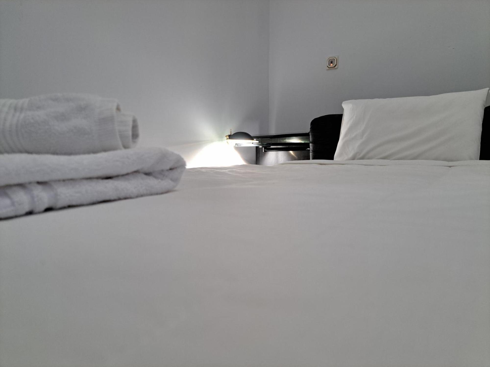 Four Seasons Apartment Artemida  Luaran gambar